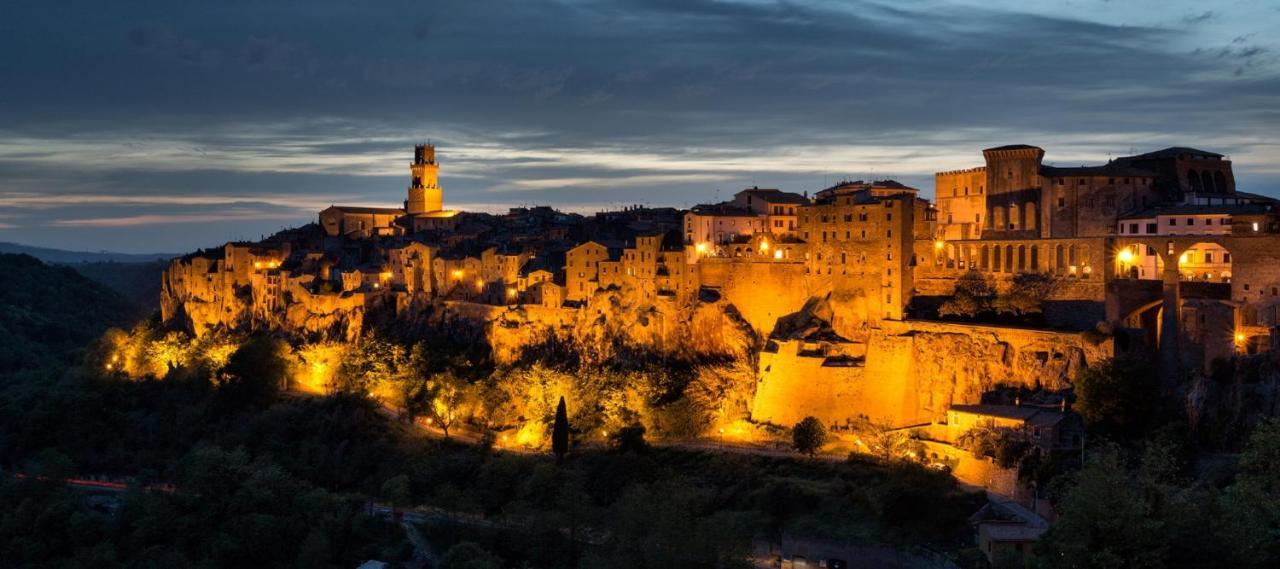Residenza Pitigliano Gens Petilia - Nuova Gestione Otel Dış mekan fotoğraf