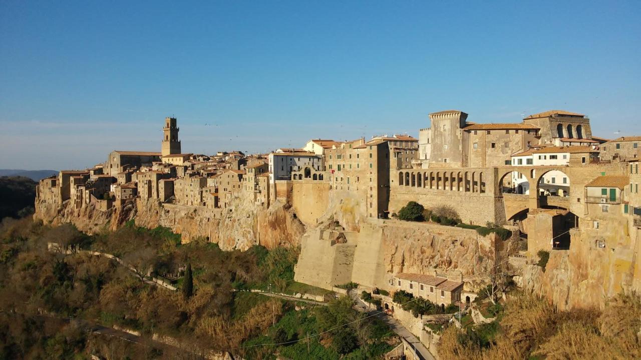 Residenza Pitigliano Gens Petilia - Nuova Gestione Otel Dış mekan fotoğraf