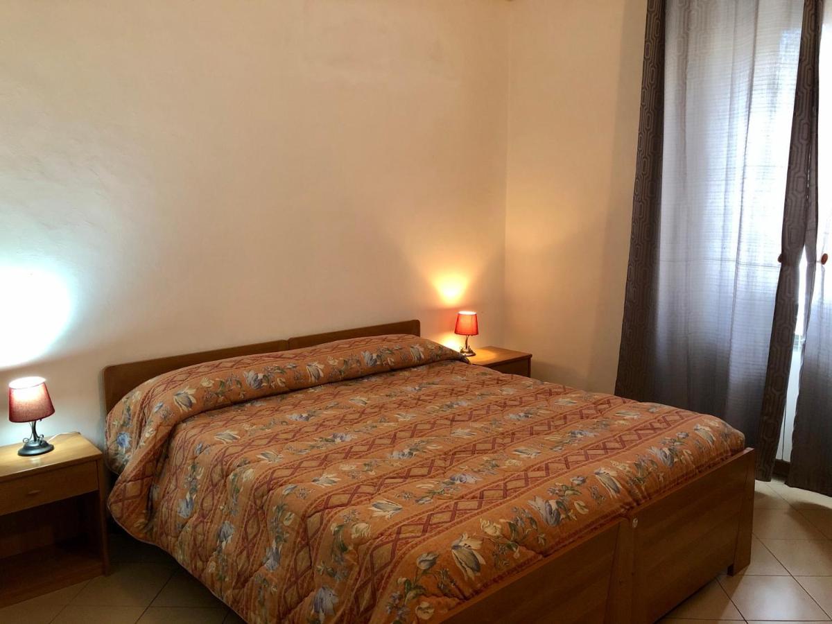 Residenza Pitigliano Gens Petilia - Nuova Gestione Otel Dış mekan fotoğraf