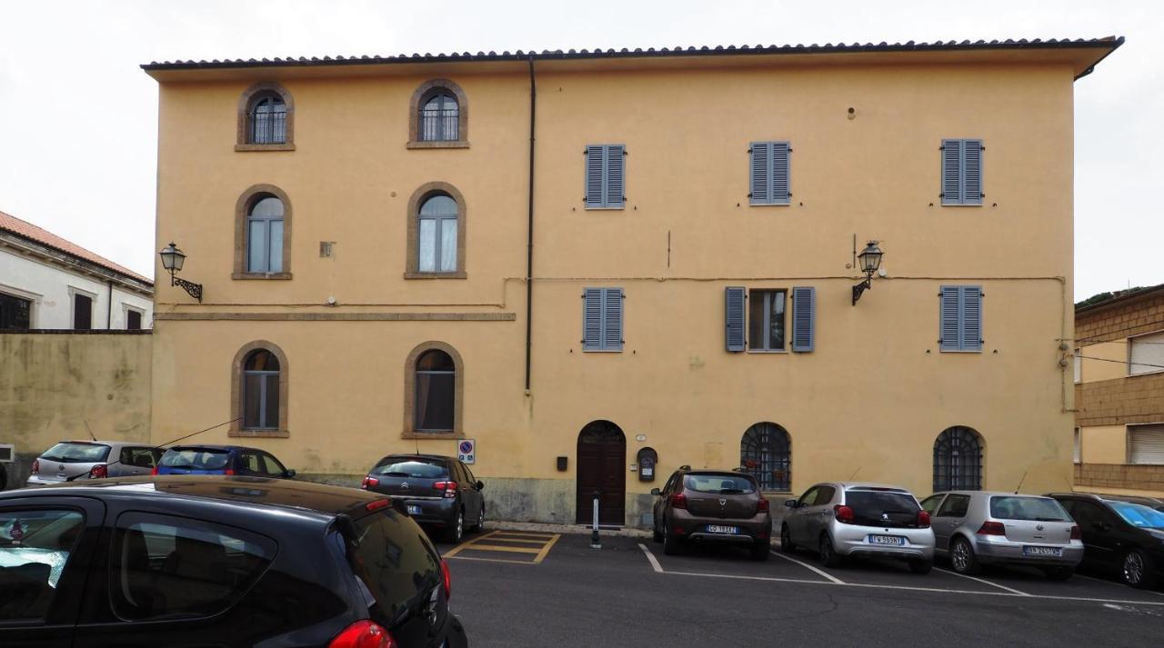 Residenza Pitigliano Gens Petilia - Nuova Gestione Otel Dış mekan fotoğraf